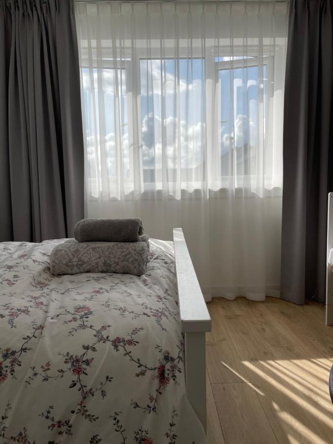 4 Bedrooms House With Garden Edinburg Exteriör bild